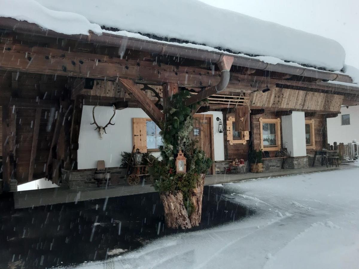 Haus Wildschuetz Apartamento Hippach Exterior foto